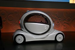 2005 Nissan Pivo concept. Image by Shane O' Donoghue.