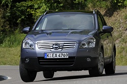 2008 Nissan Qashqai+2. Image by Matt Vosper.