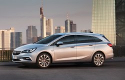 2015 Opel Astra Sports Tourer. Image by Opel.