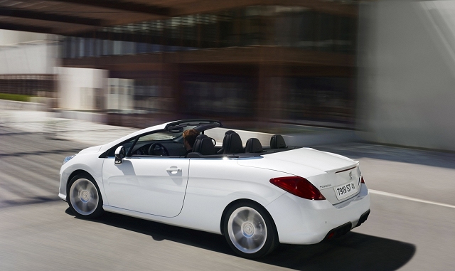 All-new Peugeot 308 CC. Image by Peugeot.