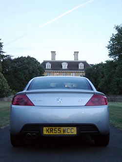 2006 Peugeot 407 Coupe. Image by James Jenkins.