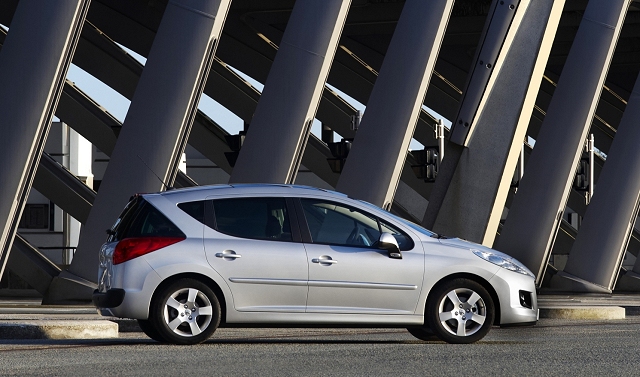 Week at the Wheel: Peugeot 207 SW. Image by Peugeot.