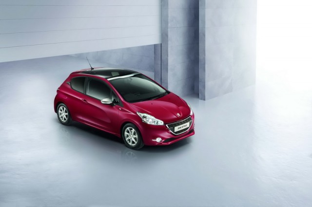 Peugeot 208 with extra style. Image by Peugeot.