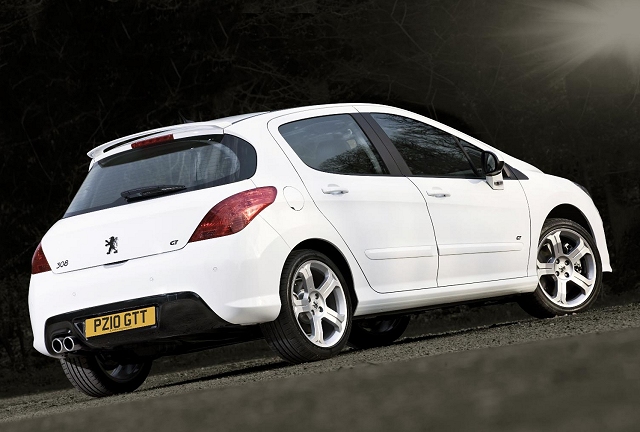 New Peugeot 308 GT THP 200. Image by Peugeot.