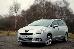 2010 Peugeot 5008. Image by Kyle Fortune.