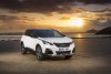 2017 Peugeot 5008 drive. Image by Peugeot.