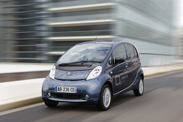 First Drive: Peugeot i0n electric car. Image by Peugeot.