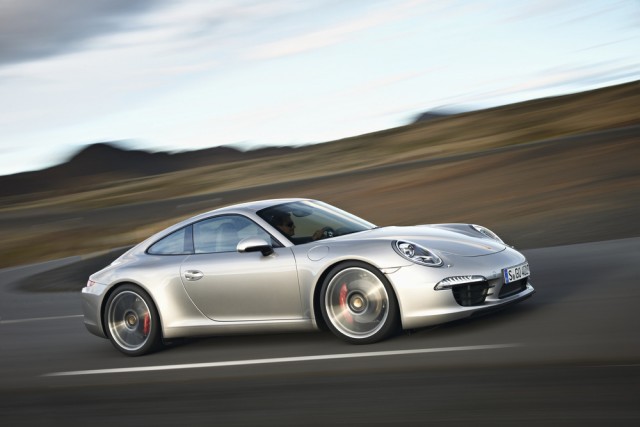 Official: lighter, faster Porsche 911. Image by Porsche.