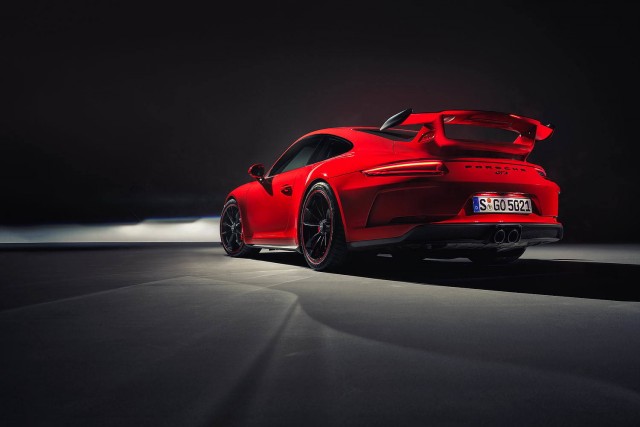 Porsche brings back manual for 911 GT3. Image by Porsche.