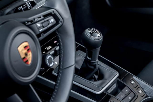 Porsche drops manual box into 911. Image by Porsche AG.