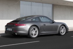 2013 Porsche 911 Carrera 4. Image by Porsche.