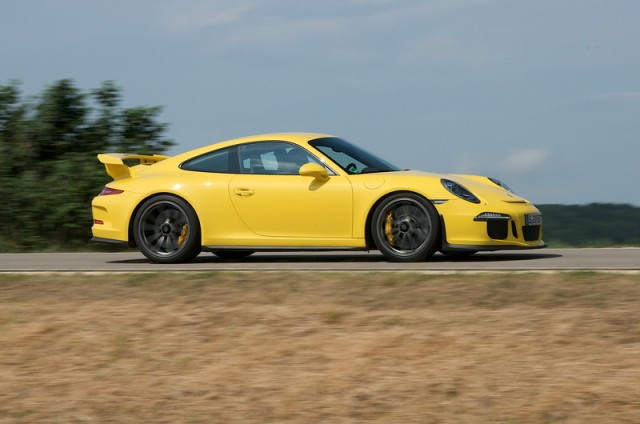 Porsche 911 GT3 deliveries stopped. Image by Brett Fraser.