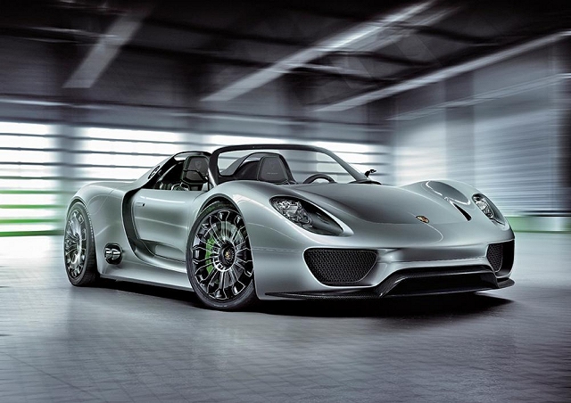 Porsche 918 Spyder confirmed for production. Image by Porsche.