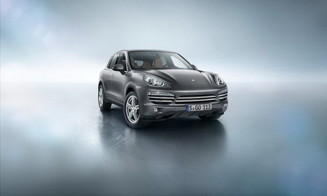 Porsche Cayenne goes Platinum. Image by Porsche.