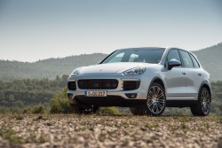 2014 Porsche Cayenne S. Image by Dean Smith.