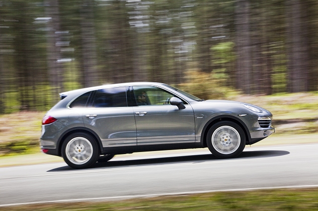 Porsche revises Cayenne and Panamera. Image by Porsche.