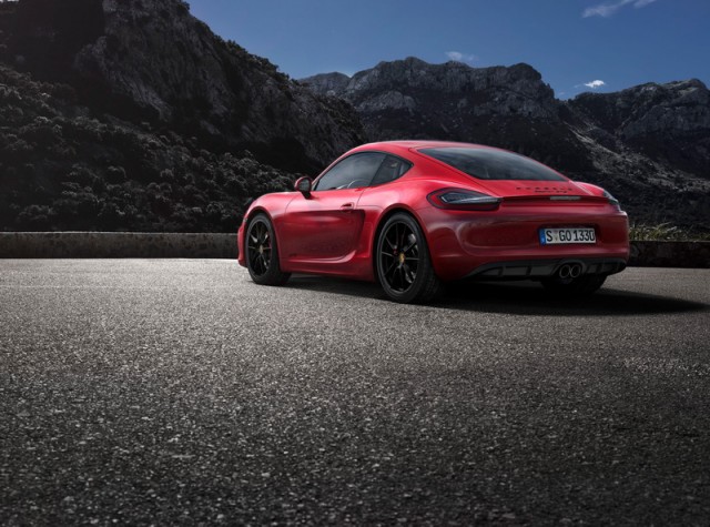 Incoming: Porsche Boxster GTS and Cayman GTS. Image by Porsche.