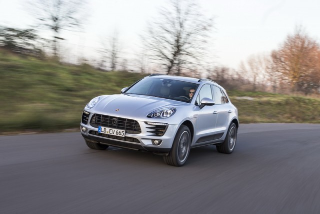 Passenger preview: 2014 Porsche Macan. Image by Porsche.