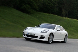 2009 Porsche Panamera Turbo. Image by Conor Twomey.