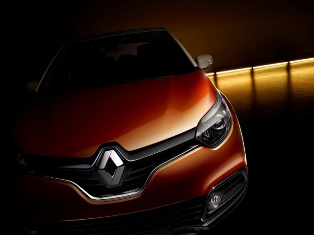 Renault Captur teased. Image by Renault.