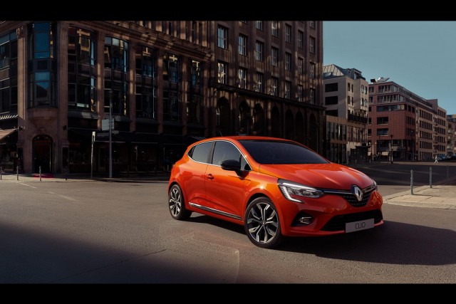 Renault reveals look of all-new Clio Mk5. Image by Renault.