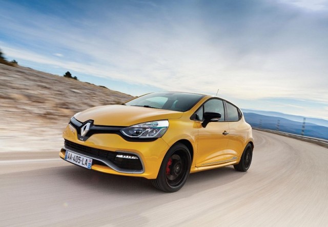 Incoming: Clio Renaultsport 200 Turbo. Image by Renault.