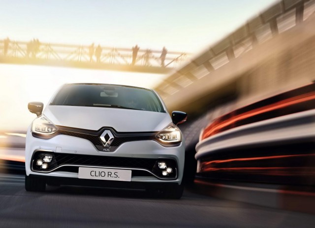 Renault Sport Clios tweaked. Image by Renault.