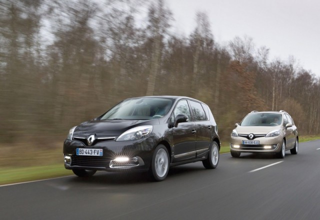 Latest Scenic priced and specced up. Image by Renault.