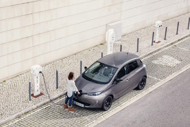 First drive: Renault Zoe Z.E. 40. Image by Renault.