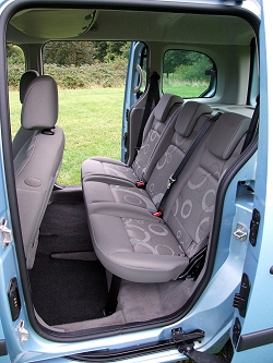 2009 Renault Kangoo. Image by Dave Jenkins.