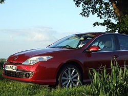 2008 Renault Laguna. Image by Dave Jenkins.