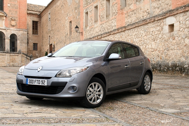 Renault hatches a new Mgane. Image by Alisdair Suttie.