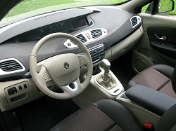 2009 Renault Scenic. Image by Mark Nichol.