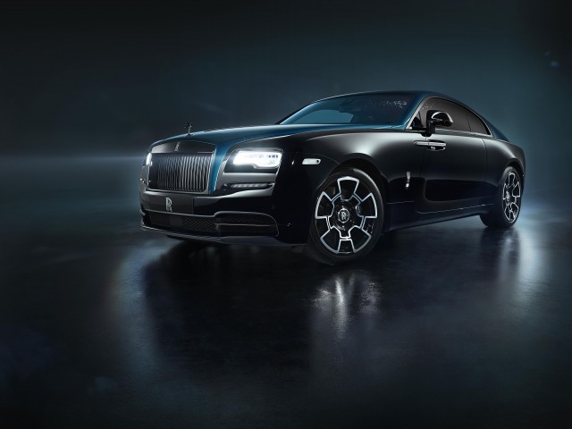 Rolls-Royce goes strong with Black Badge Adamas pair. Image by Rolls-Royce.