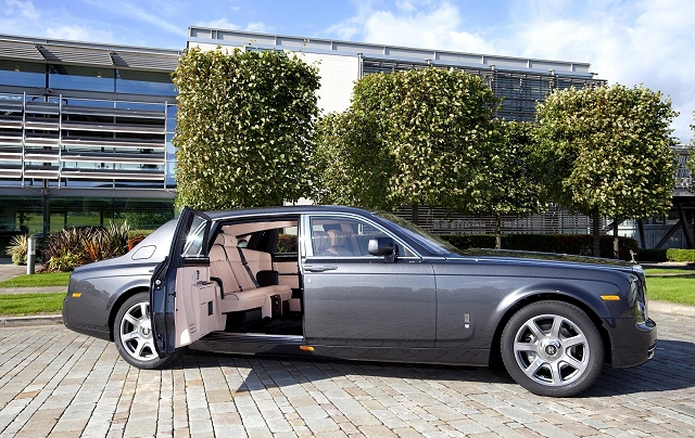 Rolls expands Bespoke service. Image by Rolls-Royce.