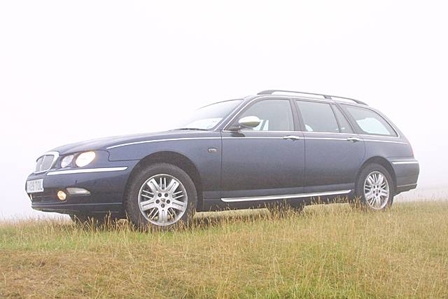 Rover 75 Tourer 2.5-litre automatic review. Image by Mark Sims.