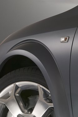 2005 Saturn Aura concept. Image by Saturn.