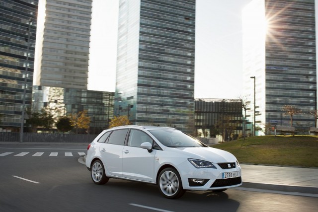 First drive: SEAT Ibiza ST FR. Image by SEAT.
