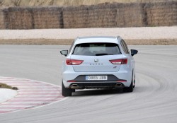 2015 SEAT Leon ST Cupra. Image by SEAT.