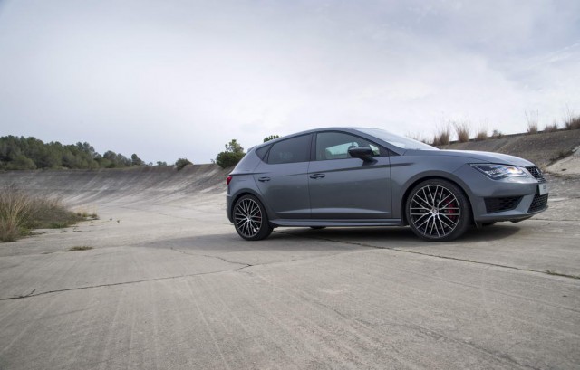 First drive: SEAT Leon Cupra 290. Image by SEAT.