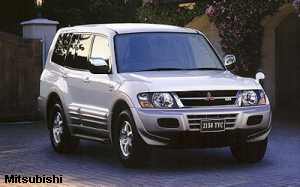 MITSUBISHI PAJERO