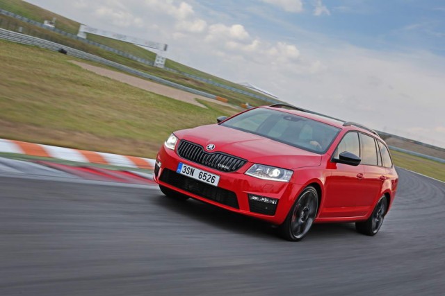 Octavia vRS gets more gripping. Image by Skoda.