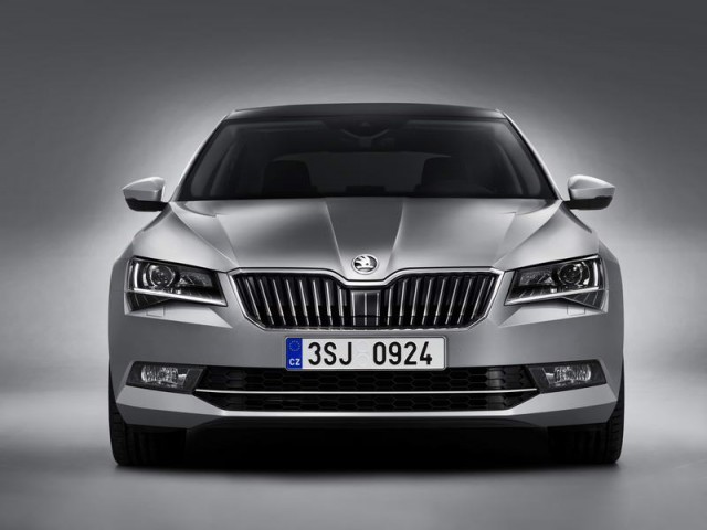 Skoda's third-generation Superb revealed. Image by Skoda.