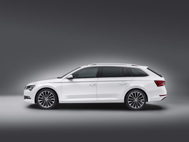 Incoming: Skoda Superb Estate. Image by Skoda.