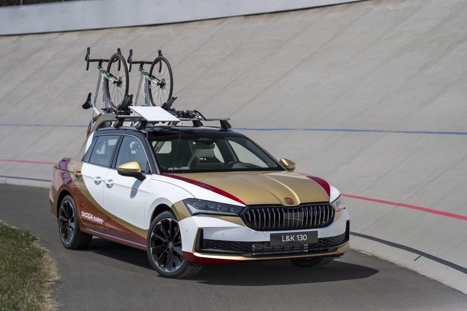 Skoda rekindles love of bikes with student-built concept. Image by Skoda.