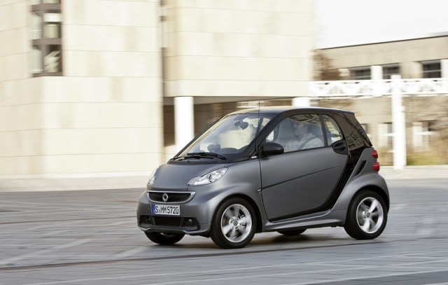 Nip and tuck for the Smart fortwo. Image by smart.