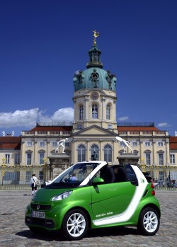 2012 Smart fortwo electric drive. Image by Smart.