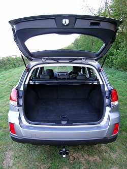 2010 Subaru Outback. Image by Dave Jenkins.