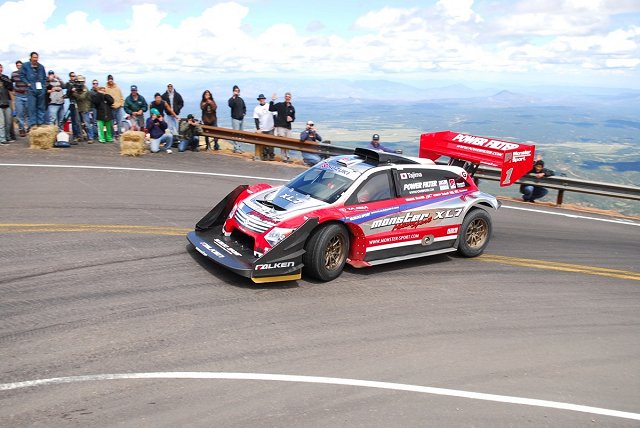 Two Monsters break the Pikes Peak record. Image by Suzuki.