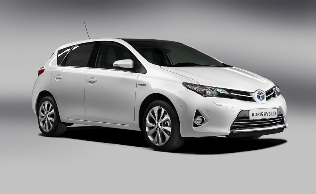 Toyota sharpens up the Auris. Image by Toyota.